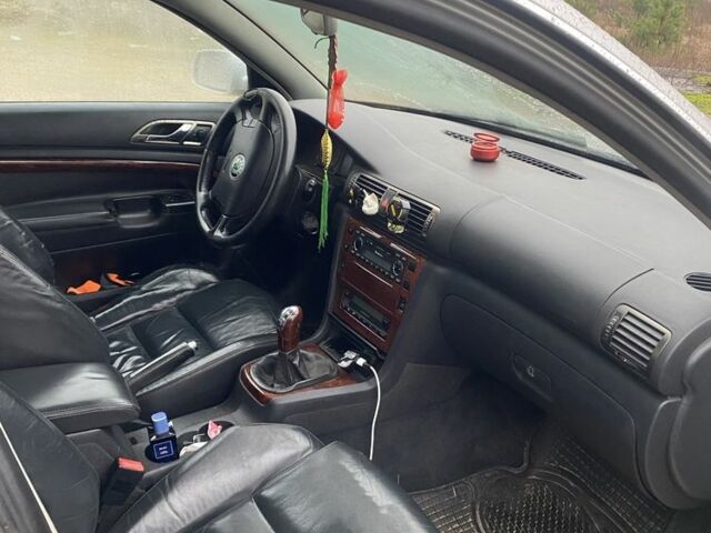 Сірий Шкода Суперб, об'ємом двигуна 1.9 л та пробігом 300 тис. км за 2850 $, фото 5 на Automoto.ua