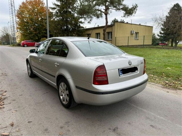 Серый Шкода Суперб, объемом двигателя 1.9 л и пробегом 342 тыс. км за 2750 $, фото 1 на Automoto.ua