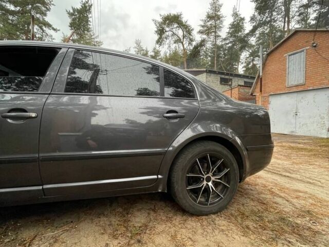 Серый Шкода Суперб, объемом двигателя 1.9 л и пробегом 400 тыс. км за 4700 $, фото 5 на Automoto.ua