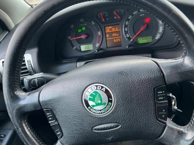 Сірий Шкода Суперб, об'ємом двигуна 1.9 л та пробігом 330 тис. км за 2250 $, фото 2 на Automoto.ua