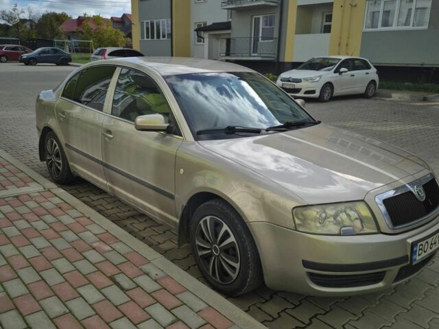 Серый Шкода Суперб, объемом двигателя 1.8 л и пробегом 351 тыс. км за 4650 $, фото 4 на Automoto.ua