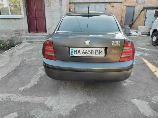 Серый Шкода Суперб, объемом двигателя 1.8 л и пробегом 253 тыс. км за 4500 $, фото 10 на Automoto.ua