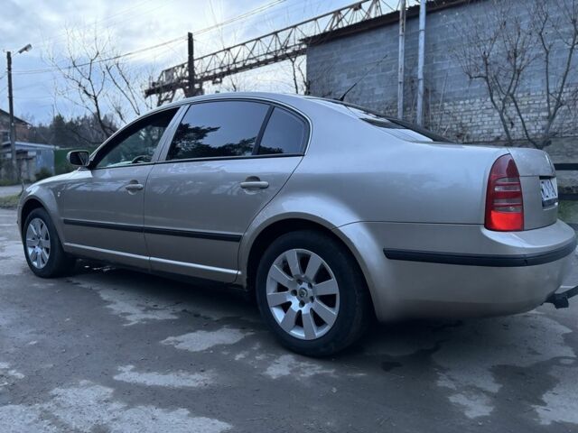 Сірий Шкода Суперб, об'ємом двигуна 1.9 л та пробігом 327 тис. км за 1950 $, фото 1 на Automoto.ua