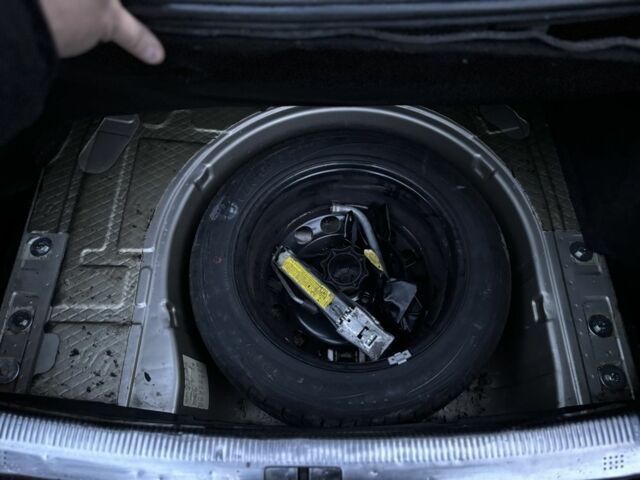 Сірий Шкода Суперб, об'ємом двигуна 1.9 л та пробігом 327 тис. км за 1950 $, фото 19 на Automoto.ua