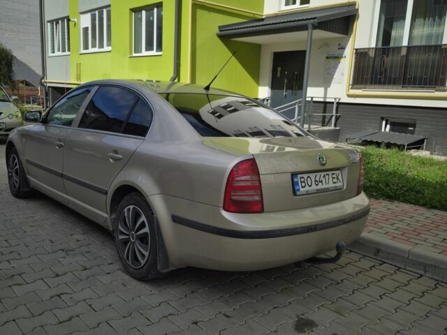 Серый Шкода Суперб, объемом двигателя 1.8 л и пробегом 351 тыс. км за 4650 $, фото 2 на Automoto.ua