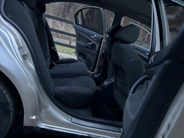 Сірий Шкода Суперб, об'ємом двигуна 1.9 л та пробігом 327 тис. км за 1950 $, фото 18 на Automoto.ua