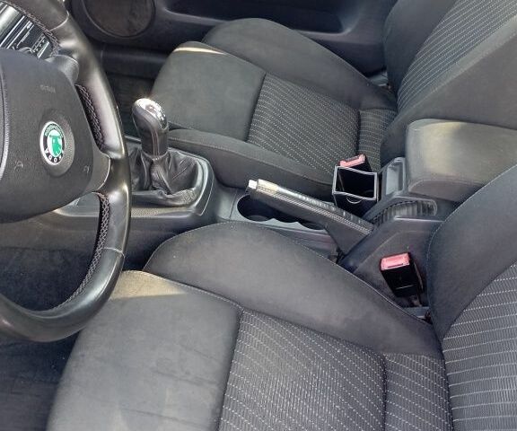 Сірий Шкода Суперб, об'ємом двигуна 1.8 л та пробігом 270 тис. км за 4500 $, фото 2 на Automoto.ua