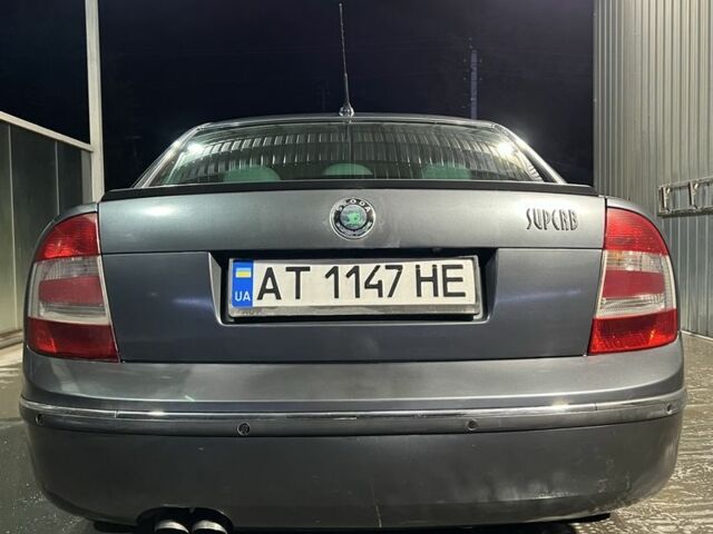 Сірий Шкода Суперб, об'ємом двигуна 2 л та пробігом 258 тис. км за 6200 $, фото 3 на Automoto.ua