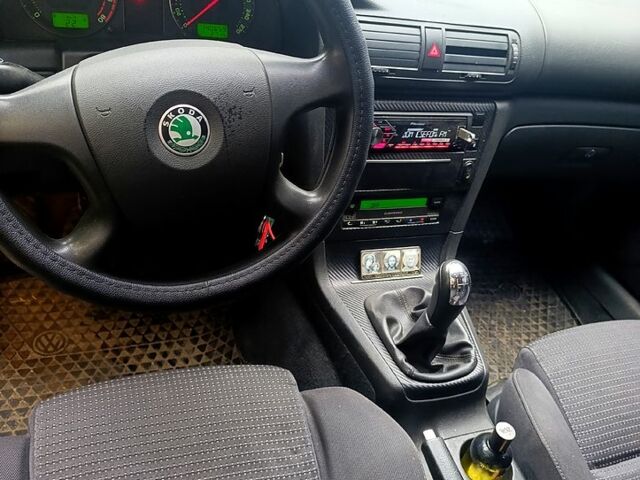 Сірий Шкода Суперб, об'ємом двигуна 1.8 л та пробігом 140 тис. км за 6200 $, фото 3 на Automoto.ua