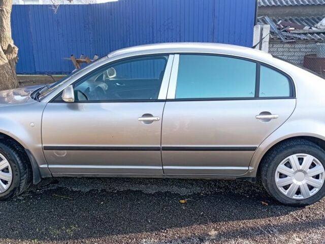 Сірий Шкода Суперб, об'ємом двигуна 1.8 л та пробігом 270 тис. км за 4500 $, фото 1 на Automoto.ua