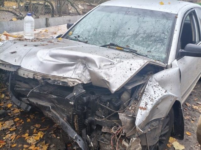 Серый Шкода Суперб, объемом двигателя 2 л и пробегом 360 тыс. км за 1000 $, фото 3 на Automoto.ua