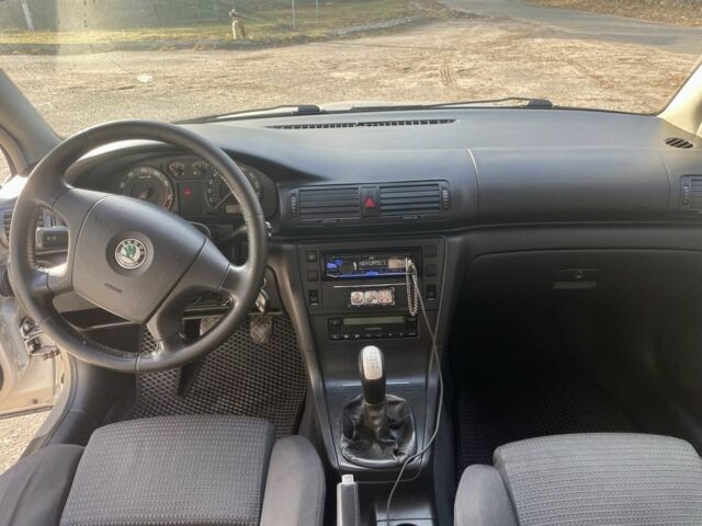 Сірий Шкода Суперб, об'ємом двигуна 1.8 л та пробігом 250 тис. км за 5200 $, фото 9 на Automoto.ua