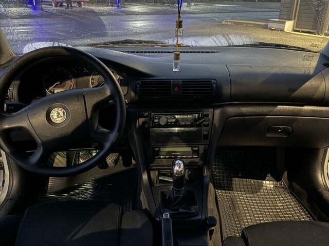 Серый Шкода Суперб, объемом двигателя 1.8 л и пробегом 270 тыс. км за 4199 $, фото 6 на Automoto.ua