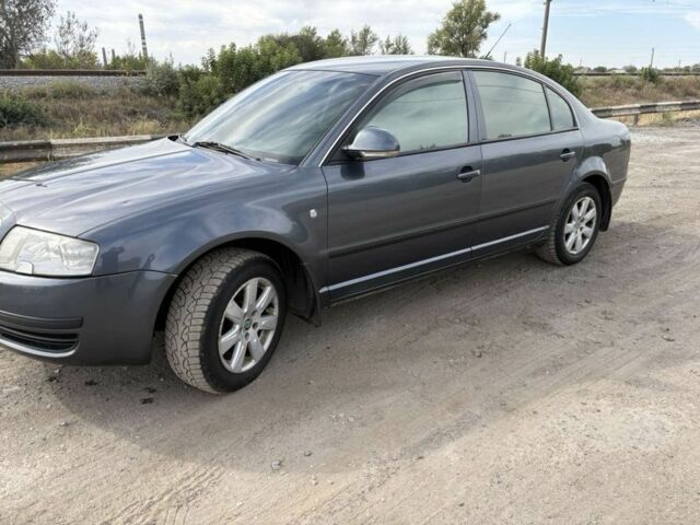 Серый Шкода Суперб, объемом двигателя 1.8 л и пробегом 230 тыс. км за 6500 $, фото 6 на Automoto.ua