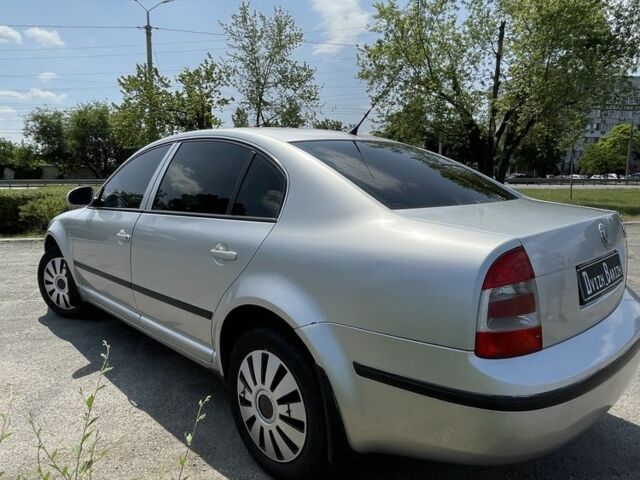 Серый Шкода Суперб, объемом двигателя 1.8 л и пробегом 182 тыс. км за 4499 $, фото 3 на Automoto.ua