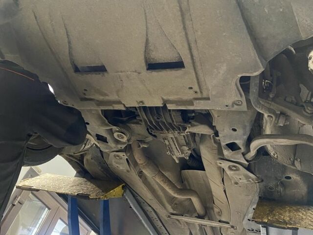 Серый Шкода Суперб, объемом двигателя 1.8 л и пробегом 392 тыс. км за 4600 $, фото 22 на Automoto.ua