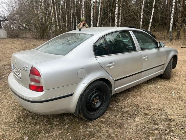 Сірий Шкода Суперб, об'ємом двигуна 2.5 л та пробігом 238 тис. км за 4500 $, фото 3 на Automoto.ua