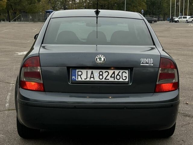 Серый Шкода Суперб, объемом двигателя 1.9 л и пробегом 380 тыс. км за 3250 $, фото 5 на Automoto.ua