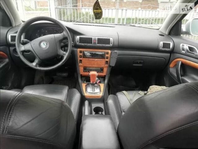 Сірий Шкода Суперб, об'ємом двигуна 2.5 л та пробігом 238 тис. км за 4500 $, фото 8 на Automoto.ua