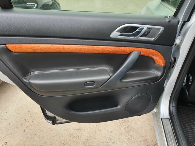 Серый Шкода Суперб, объемом двигателя 1.8 л и пробегом 168 тыс. км за 6100 $, фото 10 на Automoto.ua