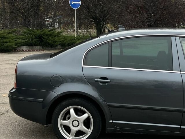 Серый Шкода Суперб, объемом двигателя 1.9 л и пробегом 380 тыс. км за 3250 $, фото 3 на Automoto.ua