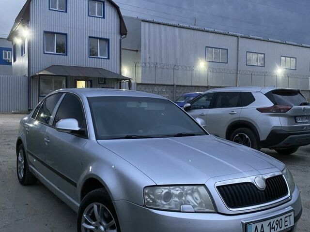 Серый Шкода Суперб, объемом двигателя 1.8 л и пробегом 392 тыс. км за 4600 $, фото 10 на Automoto.ua