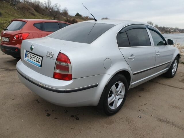 Серый Шкода Суперб, объемом двигателя 1.8 л и пробегом 168 тыс. км за 6060 $, фото 15 на Automoto.ua