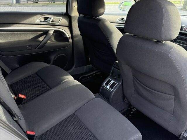 Сірий Шкода Суперб, об'ємом двигуна 1.9 л та пробігом 260 тис. км за 2990 $, фото 18 на Automoto.ua