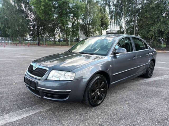 Сірий Шкода Суперб, об'ємом двигуна 0 л та пробігом 270 тис. км за 4749 $, фото 10 на Automoto.ua