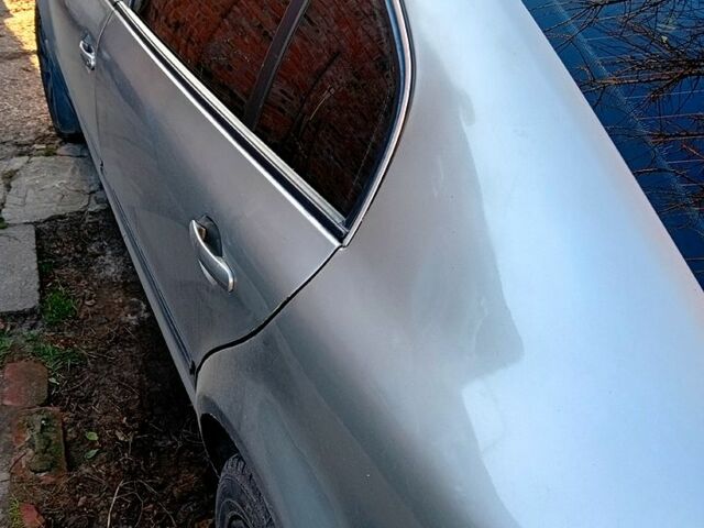 Серый Шкода Суперб, объемом двигателя 1.8 л и пробегом 347 тыс. км за 4300 $, фото 3 на Automoto.ua