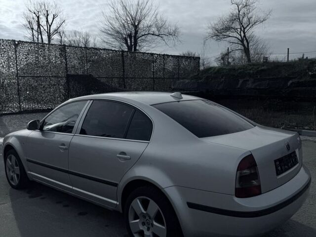 Сірий Шкода Суперб, об'ємом двигуна 1.9 л та пробігом 260 тис. км за 2990 $, фото 3 на Automoto.ua