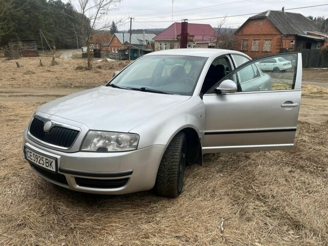 Сірий Шкода Суперб, об'ємом двигуна 2.5 л та пробігом 238 тис. км за 4500 $, фото 1 на Automoto.ua