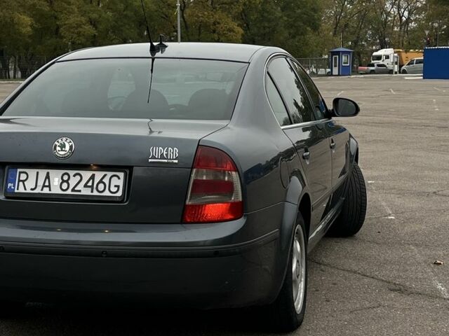 Серый Шкода Суперб, объемом двигателя 1.9 л и пробегом 380 тыс. км за 3250 $, фото 4 на Automoto.ua