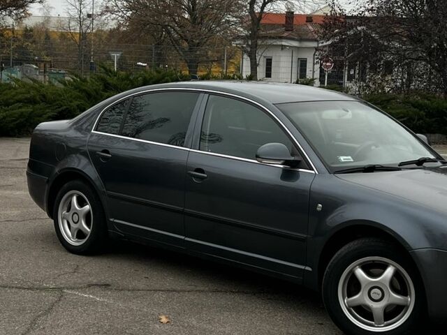 Серый Шкода Суперб, объемом двигателя 1.9 л и пробегом 380 тыс. км за 3250 $, фото 2 на Automoto.ua