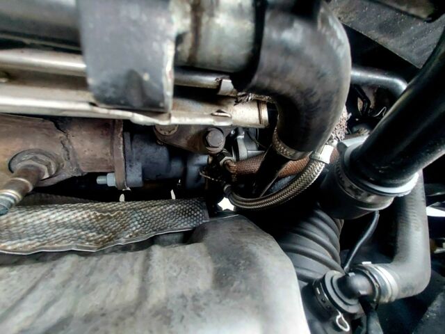 Серый Шкода Суперб, объемом двигателя 1.8 л и пробегом 241 тыс. км за 4600 $, фото 7 на Automoto.ua