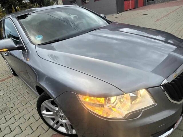 Серый Шкода Суперб, объемом двигателя 1.8 л и пробегом 170 тыс. км за 2100 $, фото 9 на Automoto.ua