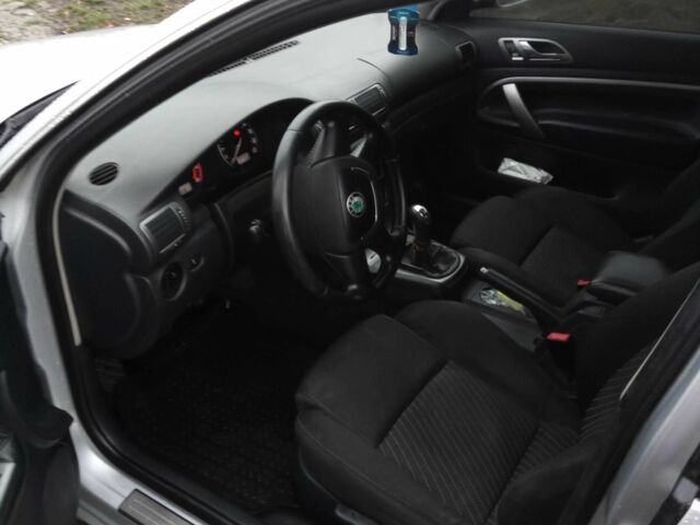 Серый Шкода Суперб, объемом двигателя 1.8 л и пробегом 195 тыс. км за 6200 $, фото 10 на Automoto.ua