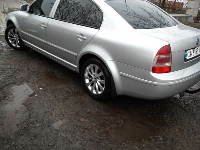 Серый Шкода Суперб, объемом двигателя 1.8 л и пробегом 195 тыс. км за 6200 $, фото 7 на Automoto.ua