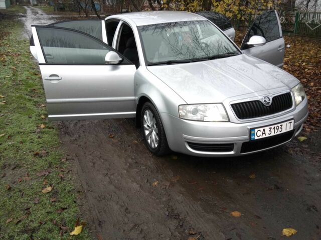 Серый Шкода Суперб, объемом двигателя 1.8 л и пробегом 195 тыс. км за 6200 $, фото 16 на Automoto.ua