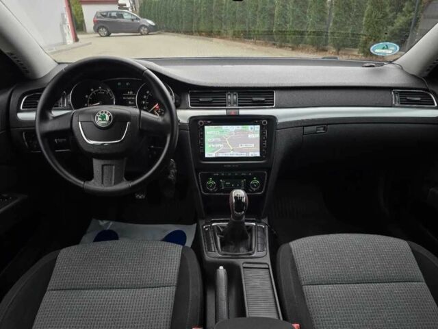 Серый Шкода Суперб, объемом двигателя 1.8 л и пробегом 170 тыс. км за 2100 $, фото 11 на Automoto.ua