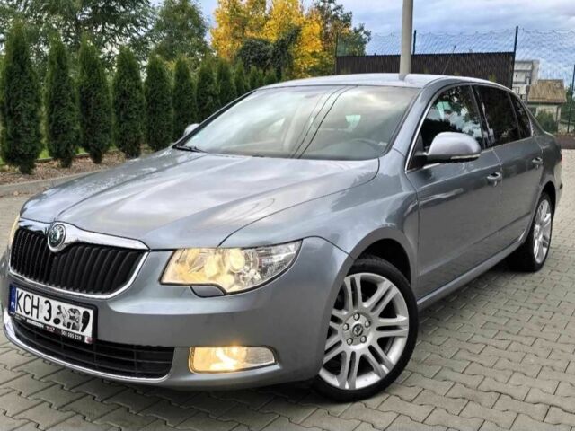 Серый Шкода Суперб, объемом двигателя 1.8 л и пробегом 170 тыс. км за 2100 $, фото 1 на Automoto.ua