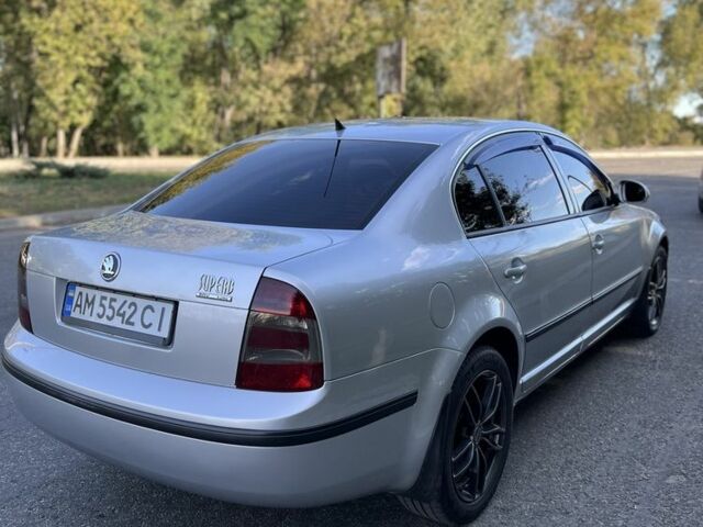 Сірий Шкода Суперб, об'ємом двигуна 1.8 л та пробігом 228 тис. км за 6750 $, фото 3 на Automoto.ua