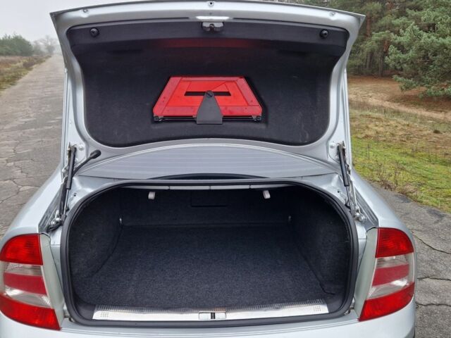 Сірий Шкода Суперб, об'ємом двигуна 1.8 л та пробігом 188 тис. км за 5750 $, фото 23 на Automoto.ua