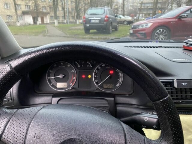 Серый Шкода Суперб, объемом двигателя 1.8 л и пробегом 383 тыс. км за 5000 $, фото 6 на Automoto.ua