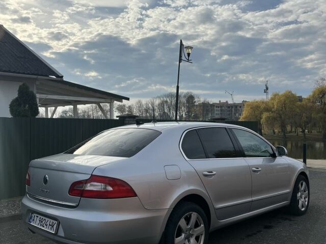 Серый Шкода Суперб, объемом двигателя 2 л и пробегом 270 тыс. км за 9200 $, фото 3 на Automoto.ua