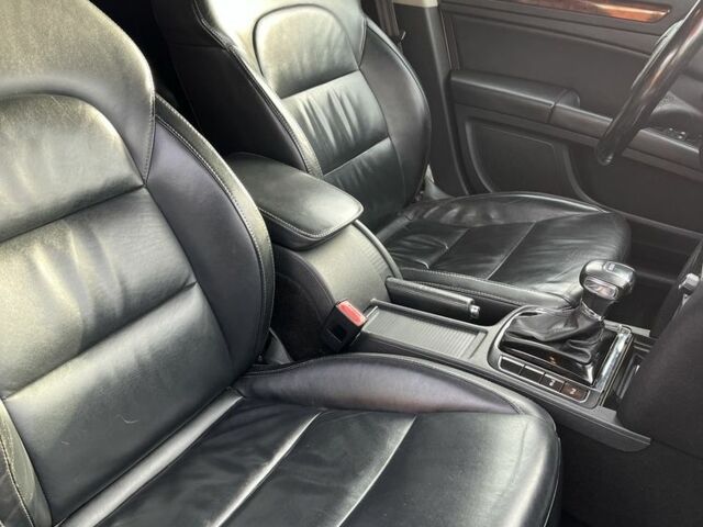 Серый Шкода Суперб, объемом двигателя 2 л и пробегом 270 тыс. км за 9200 $, фото 6 на Automoto.ua