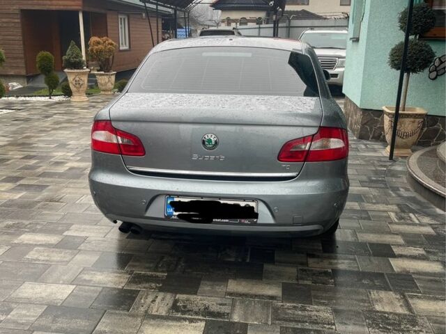 Сірий Шкода Суперб, об'ємом двигуна 2 л та пробігом 249 тис. км за 8700 $, фото 3 на Automoto.ua