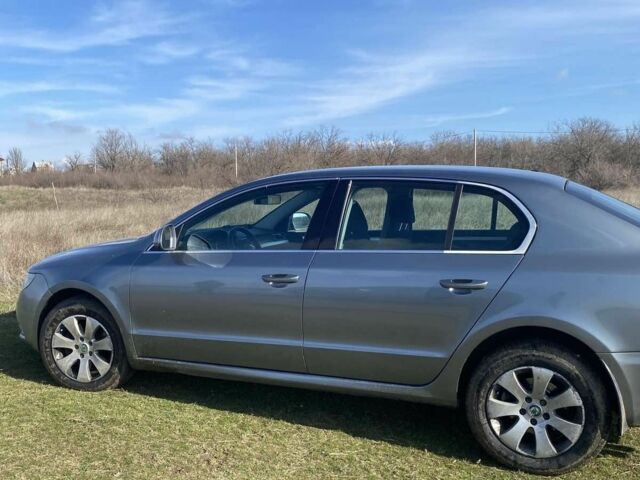 Сірий Шкода Суперб, об'ємом двигуна 0 л та пробігом 280 тис. км за 6900 $, фото 1 на Automoto.ua
