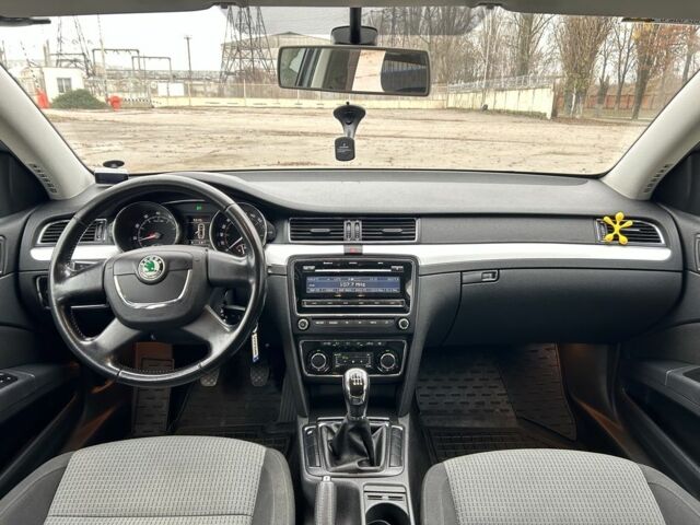 Сірий Шкода Суперб, об'ємом двигуна 1.8 л та пробігом 193 тис. км за 8200 $, фото 13 на Automoto.ua