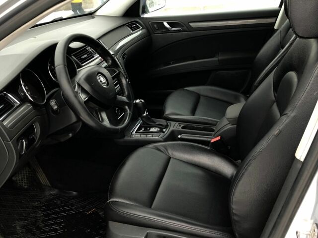 Серый Шкода Суперб, объемом двигателя 1.6 л и пробегом 211 тыс. км за 11100 $, фото 4 на Automoto.ua